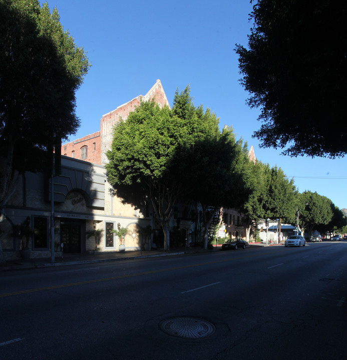 Hollymont Apartments in Los Angeles, CA - Foto de edificio