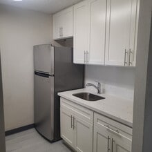 1617 Kapiolani Blvd, Unit 1706 in Honolulu, HI - Building Photo - Building Photo