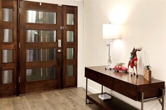 10807 Marsh Ln in Dallas, TX - Building Photo - Building Photo