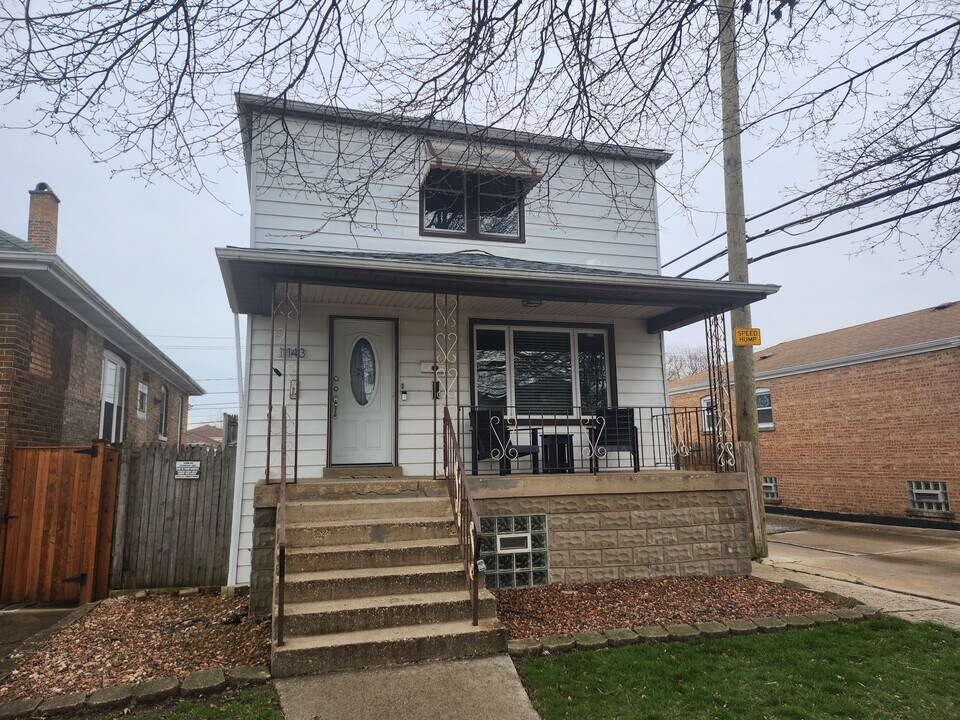 11143 S Christiana Ave, Unit #2 in Chicago, IL - Building Photo