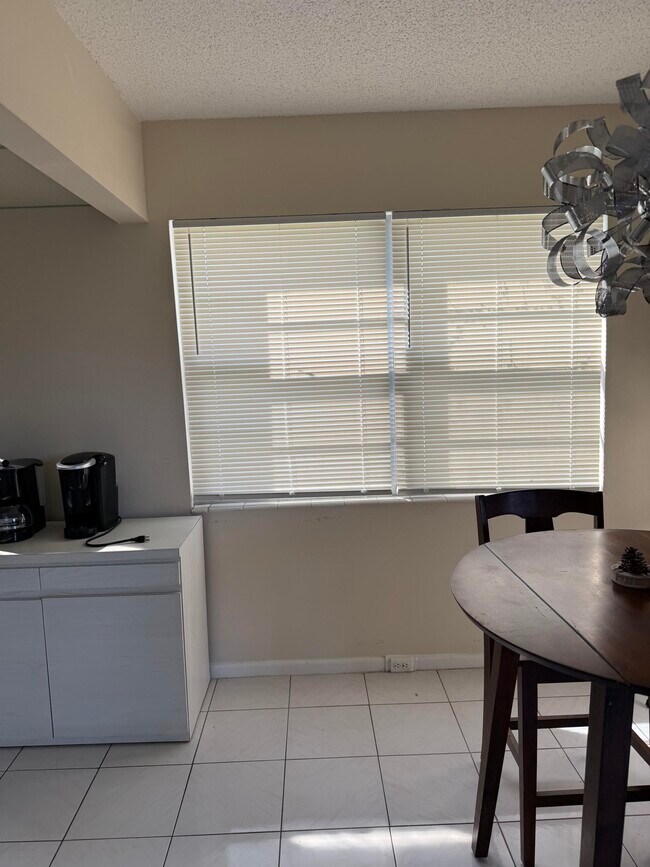 186 Suffolk F in Boca Raton, FL - Building Photo - Building Photo