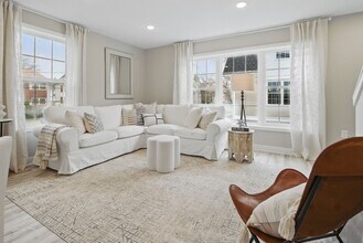 Rockwell Landing Townhomes in Hartford, CT - Foto de edificio - Building Photo