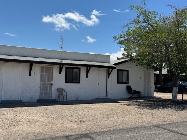property at 1401 Main St