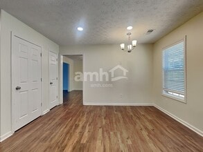 3742 Fryeburg Ln in Snellville, GA - Foto de edificio - Building Photo