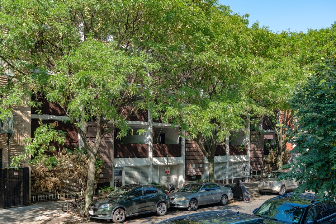 Pacific Street Lofts in Brooklyn, NY - Foto de edificio