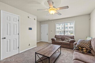 416 Caldwell Loop in Jacksonville, NC - Building Photo - Building Photo