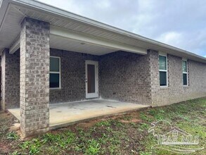 7416 Oak Lake Blvd in Bellview, FL - Building Photo - Building Photo