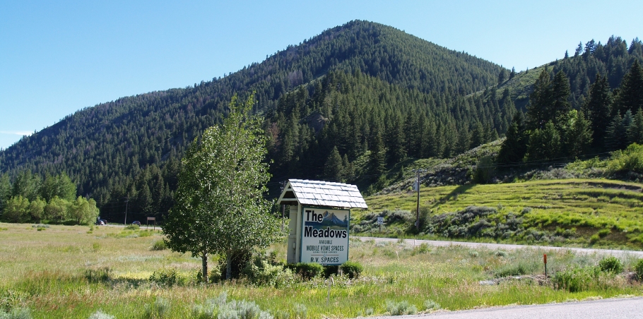 The Meadows in Ketchum, ID - Building Photo