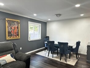 107 Thoreau Dr in Plainsboro, NJ - Building Photo - Building Photo