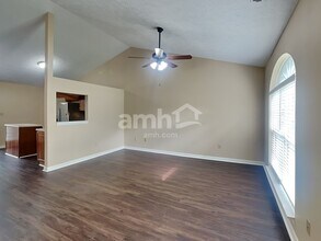 3428 Oakton Cir in Greenwood, IN - Building Photo - Building Photo