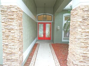 3807 Turkey Oak Dr in Valrico, FL - Building Photo - Building Photo