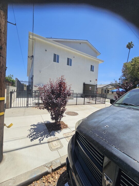 16222 S Ainsworth St, Unit 1 in Gardena, CA - Foto de edificio