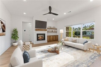 2 Kolman Ln in Bella Vista, AR - Building Photo - Building Photo