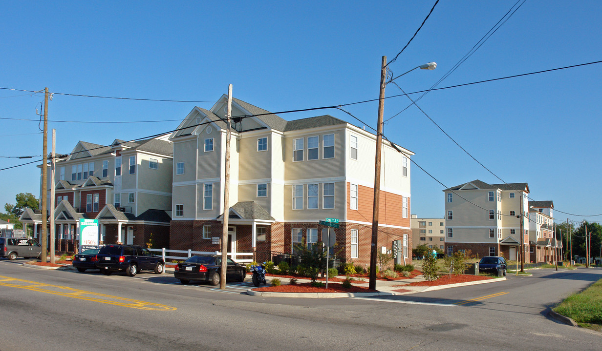 Center 800 Bldg 2 in Suffolk, VA - Building Photo