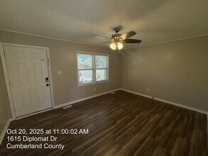 1615 Diplomat Dr in Fayetteville, NC - Building Photo - Building Photo
