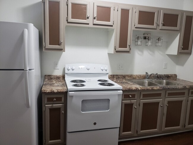 property at 1017 N 19th St