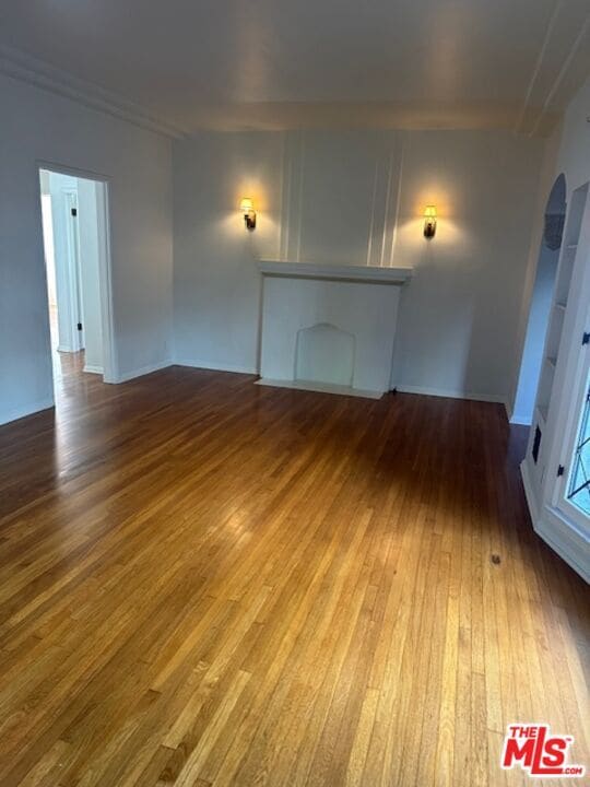 property at 1607 Stearns Dr