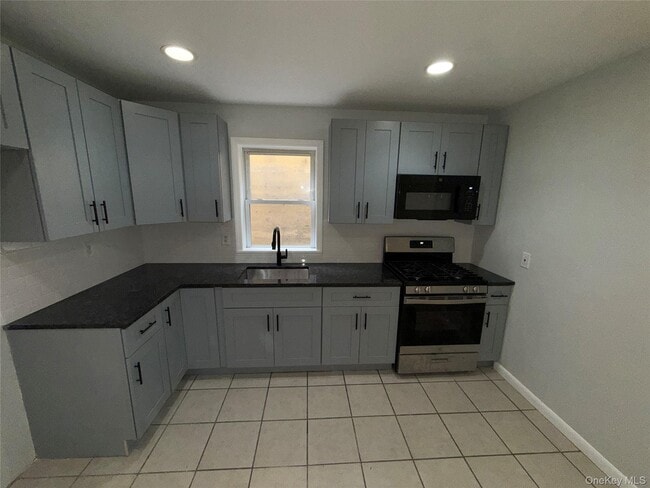 18 Brook St in Croton-on-Hudson, NY - Building Photo - Building Photo