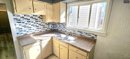 515 Carolyn Ave in Pittsburgh, PA - Building Photo - Building Photo