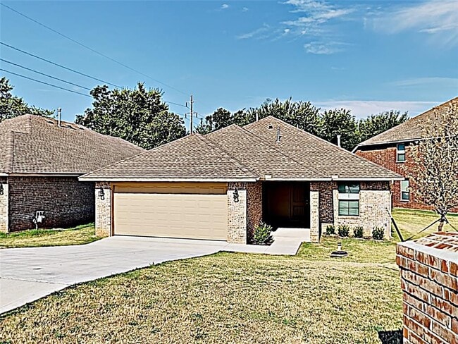 property at 1045 Creek Side Dr