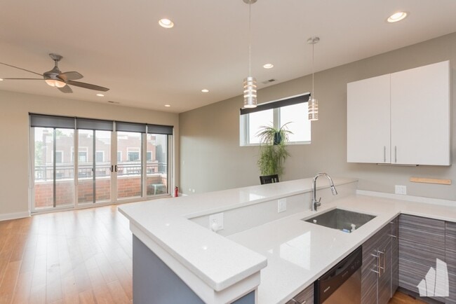 property at 2248 W Irving Park Rd