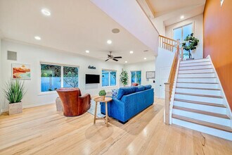 1185 Tamarack Ave in Carlsbad, CA - Building Photo - Building Photo
