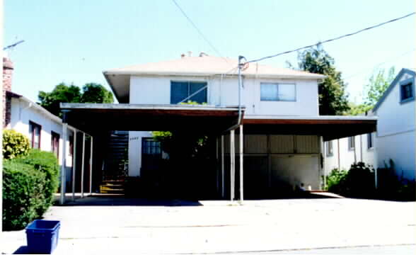 1137 Talbot Ave in Albany, CA - Building Photo - Building Photo