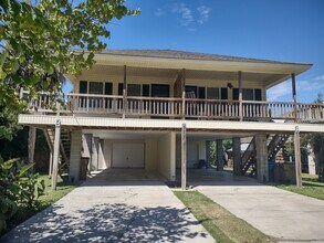 505 Miller Ave, Unit 505-B in Tybee Island, GA - Building Photo - Building Photo