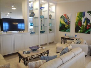 4238 Redonda Ln in Naples, FL - Building Photo - Building Photo