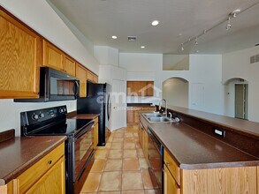 717 W Beth Dr in Phoenix, AZ - Building Photo - Building Photo