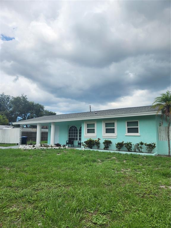 2023 Gold Ave in Sarasota, FL - Building Photo - Building Photo