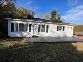 2766 Court Dr in Gastonia, NC - Building Photo