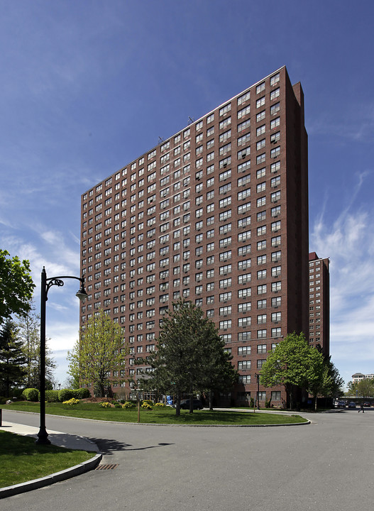 Fresh Pond Apartments in Cambridge, MA - Building Photo