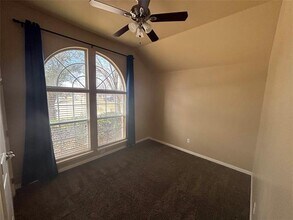 8361 Edgepoint Tr in Fort Worth, TX - Building Photo - Building Photo