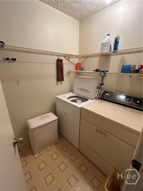 1595 Timothy Rd in Athens, GA - Foto de edificio - Building Photo