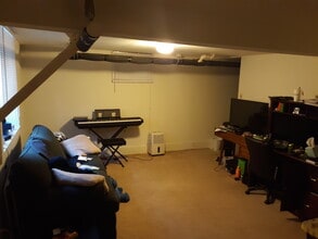 250 Ridge Ave, Unit 4 in State College, PA - Building Photo - Building Photo