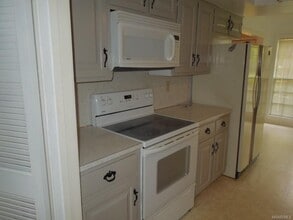 2169 Edinburgh Dr in Montgomery, AL - Building Photo - Building Photo