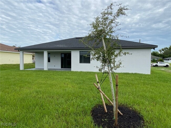 property at 702 NW 2nd Ln