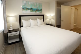 Parks Residential - Denver in Centennial, CO - Building Photo - Interior Photo