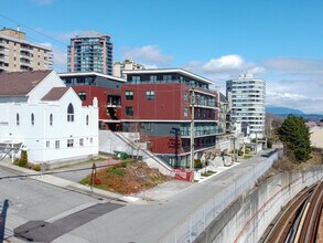 Irving Living in New Westminster, BC - Building Photo - Building Photo