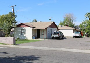 Palmetto Cottages in Phoenix, AZ - Building Photo - Building Photo