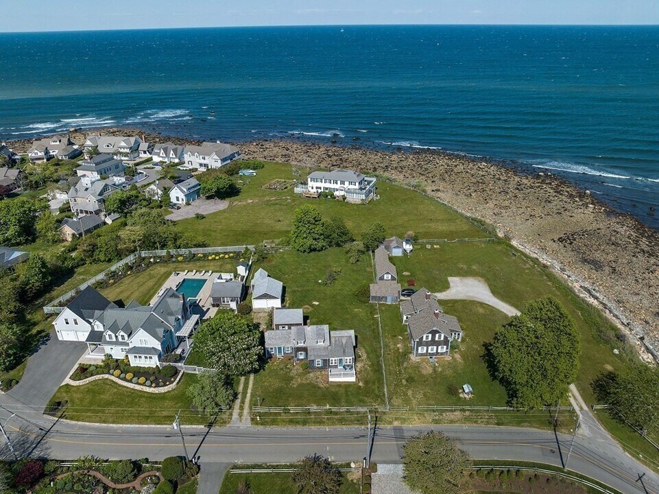 154 Edward Foster Rd in Scituate, MA - Building Photo