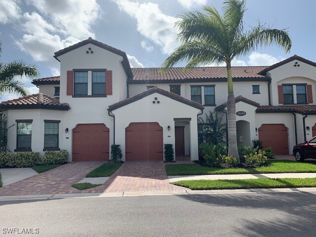 15148 Palmer Lake Cir in Naples, FL - Building Photo