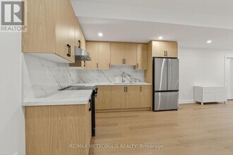 3 Bonacres Ave in Toronto, ON - Building Photo - Building Photo
