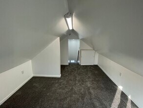 602 E Bird St in Jackson, MI - Building Photo - Building Photo