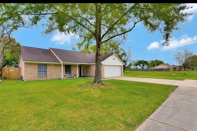 13831 Kensington Pl photo'