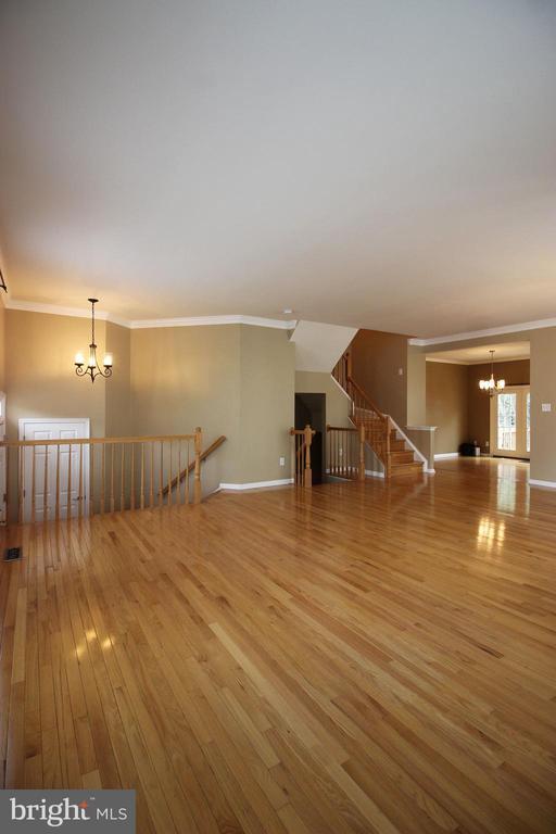 10470 Courtney Dr in Fairfax, VA - Building Photo - Building Photo