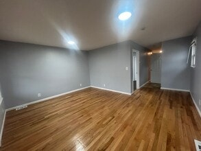 410.5 Fisher Ave in Neptune, NJ - Building Photo - Building Photo