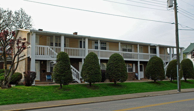 101 Elizabeth St in Charleston, WV - Building Photo - Building Photo