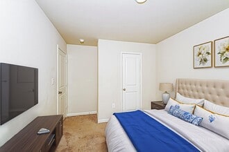 6019 Rainbow Row in Pell City, AL - Building Photo - Building Photo